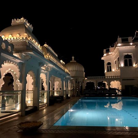 Udai Kothi Hotel Udaipur Bagian luar foto