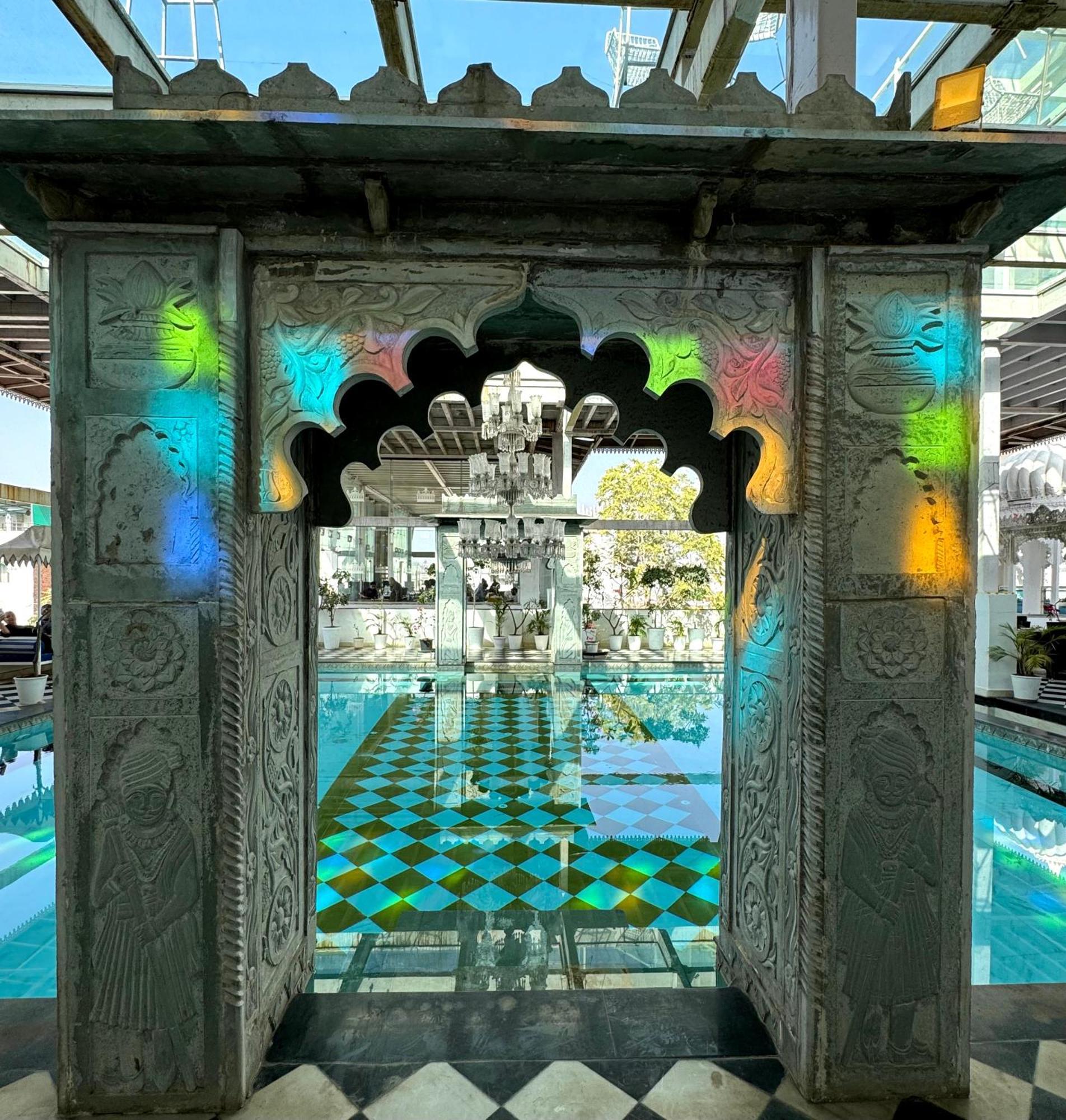Udai Kothi Hotel Udaipur Bagian luar foto